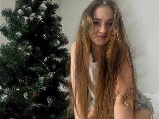 Sexy profile pic of PamelaXu