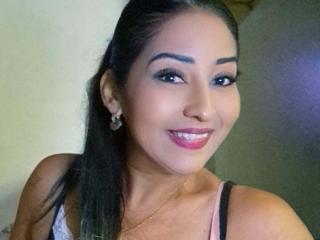PielcanelaForU XLove Cam