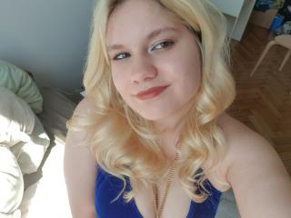 Sexy profile pic of PinkSamantha