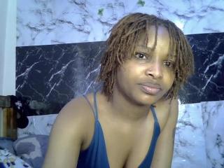 Priiya XLove Cam