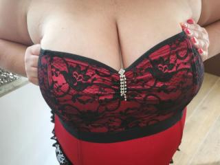 REALAMATEUR-hotLive Webcam