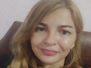 RoxannaSoniaLive Webcam