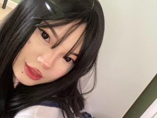 Sexy profile pic of SakuraSiren