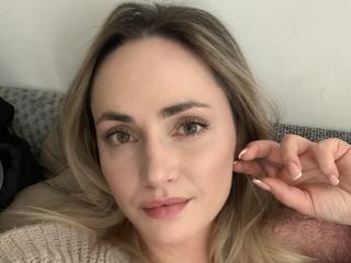 Sexy pic of ScarlettLips