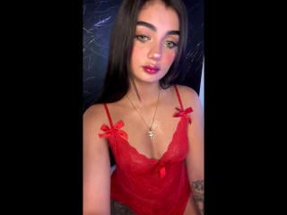 Sexy pic of Seleneele