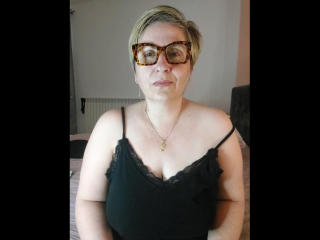 SexxyLuanaLive Webcam