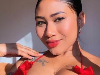SexyBruneSLive Webcam