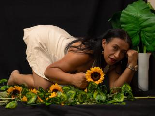 SoffieMature live cam