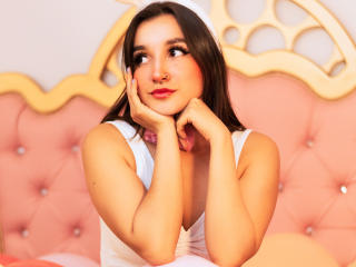 Sexy profile pic of SofiaLombardi