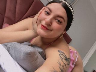 Sexy pic of SophiaMilleer