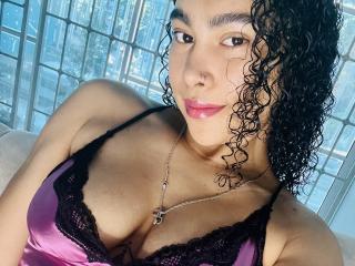 Sexy pic of SophieDi