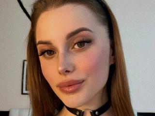 Sexy profile pic of SophieLoren