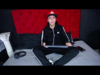 SpencerHotwLive Webcam