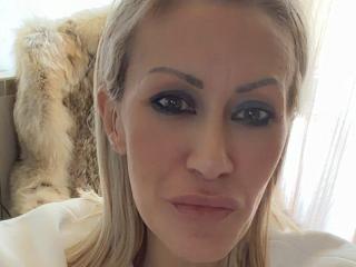 StellaMiaX live cam
