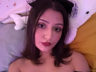 Sexy pic of SunnyLeila
