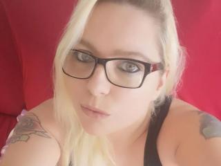 Sweet-Butterfly-hot Live Cam on XLoveCam
