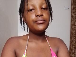 Sexy profile pic of SweetSop