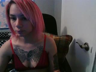 Sexy picture of TattedRedd