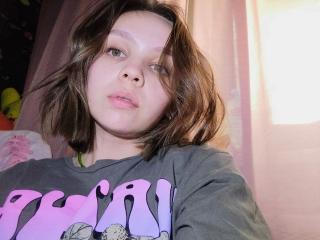 VanessaKit-hot live cam