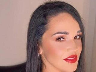 VickyDivinee live cam