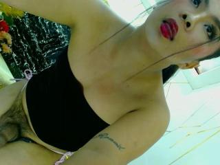 Yhanskie XLove Cam