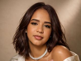 Sexy profile pic of ZoeBlanc