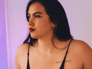 Sexy pic of ZoeQuinn