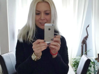 Blondicam-hotLive Webcam