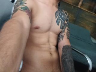 AnthonyMercer - Live porn & sex cam - 10019763