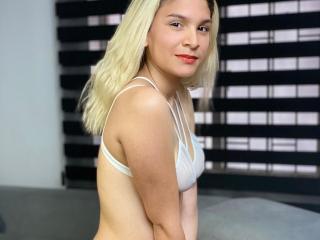 AlejandraJonns - Live porn & sex cam - 10029323