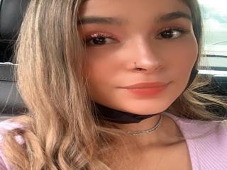 IsaModrick - Live sexe cam - 10031415