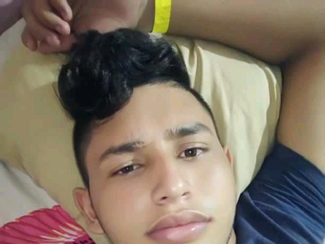 ZackWinterXX - Live sexe cam - 10033155