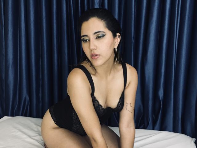 AgathaRose - Live sex cam - 10033635