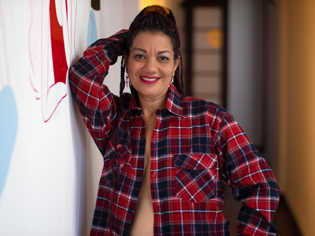 SamiraStone - Live Sex Cam - 10039659