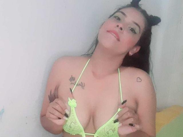 EmilyFoox - Live sex cam - 10059099