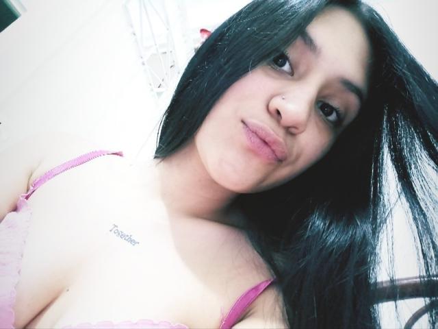 SamanthaSweett - Live Sex Cam - 10059319