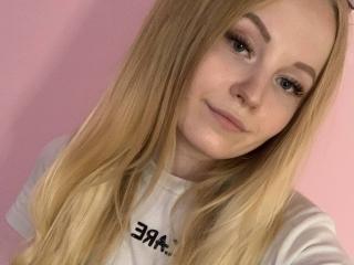 CruelaStark - Live sex cam - 10074139