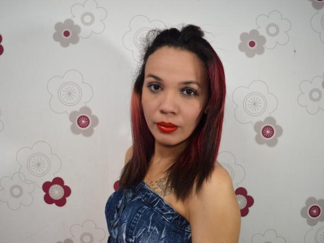 SaraAnderson - Live sex cam - 10077419