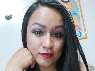 LucianaDiazX - Live sex cam - 10084311