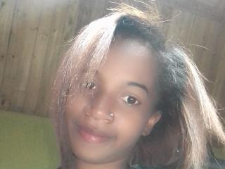 RoseCharmentte - Sexe cam en vivo - 10089327