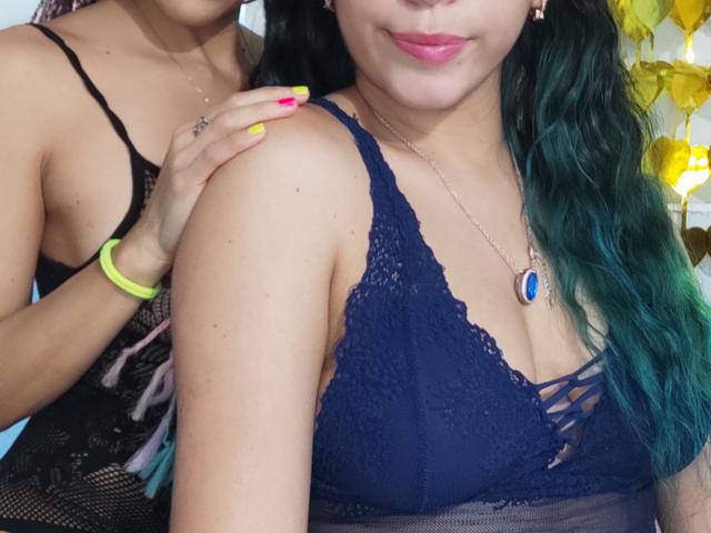 VenusandXiomy - Live porn &amp; sex cam - 10110671