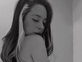 ValentinaSwift - Live sex cam - 10115819