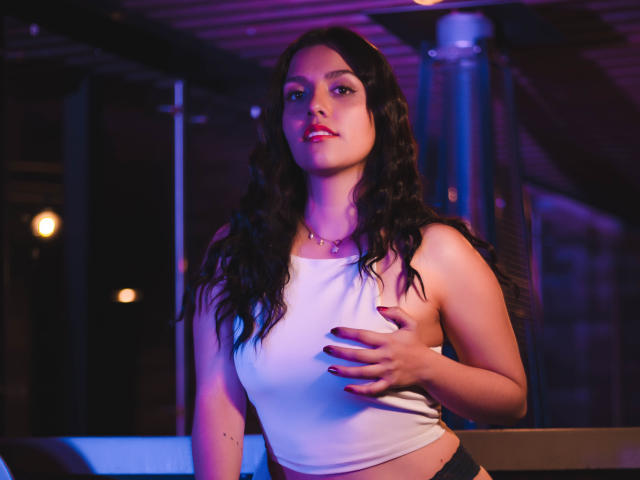 MelissaAval - Live Sex Cam - 10119675