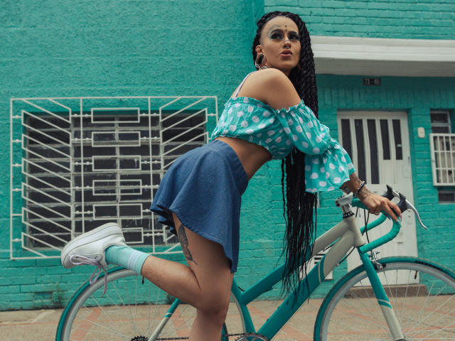 MollyWaxx - Live sex cam - 10130215