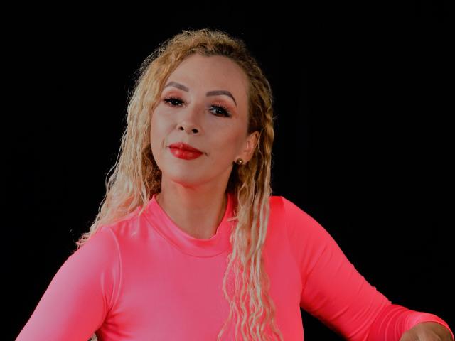 SandyFit - Live Sex Cam - 10134887