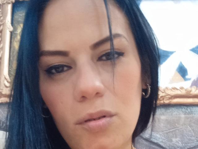 LizaRussell - Live porn &amp; sex cam - 10135787