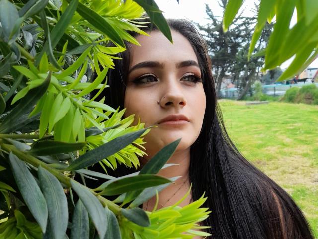 EmmaTayllor - Sexe cam en vivo - 10145403