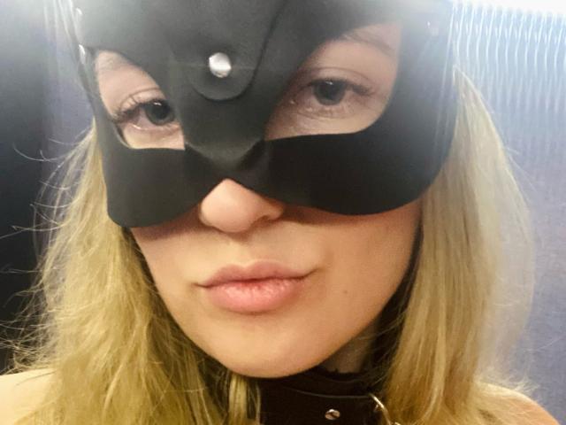 Allissha - Live porn &amp; sex cam - 10163043