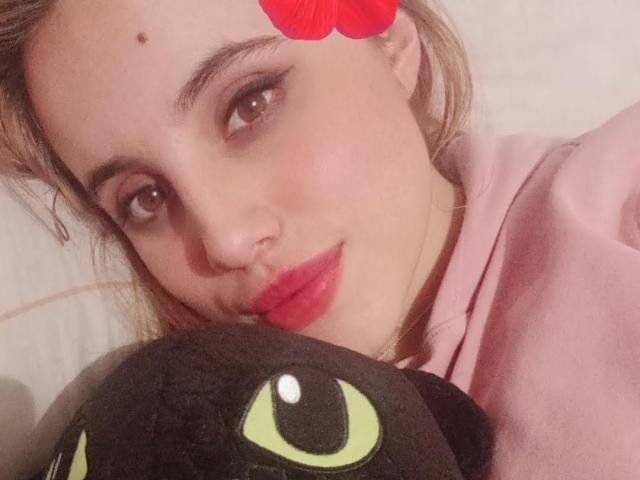 GraceRogers - Live sex cam - 10179991