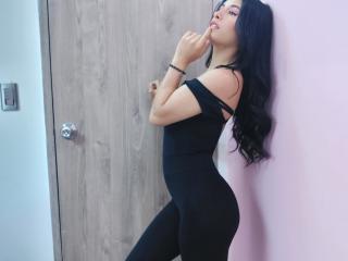 EmilyV - Live Sex Cam - 10201811